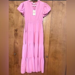 entro Pink Tiered Puff-Sleeve Dress